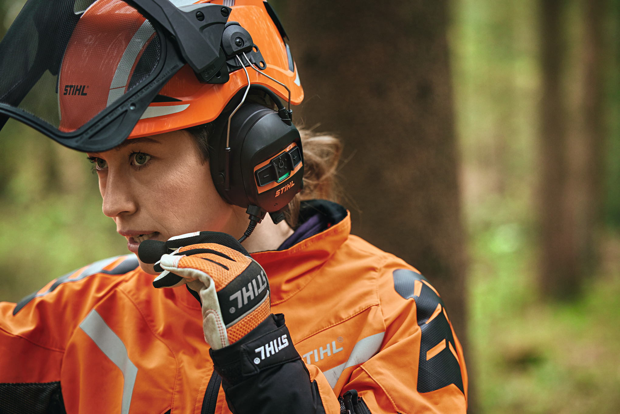 Hjelmsett ADVANCE X-Vent ProCOM