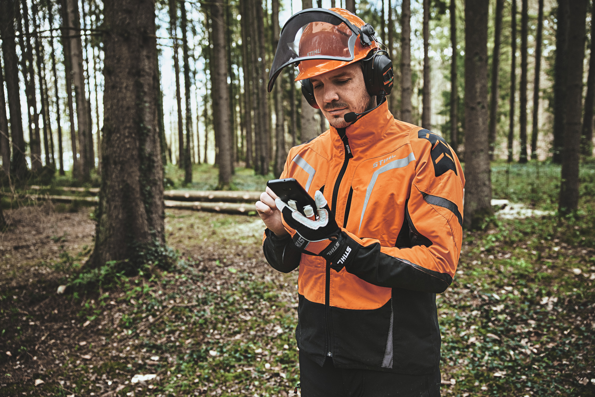 Hjelmsett ADVANCE X-Vent ProCOM