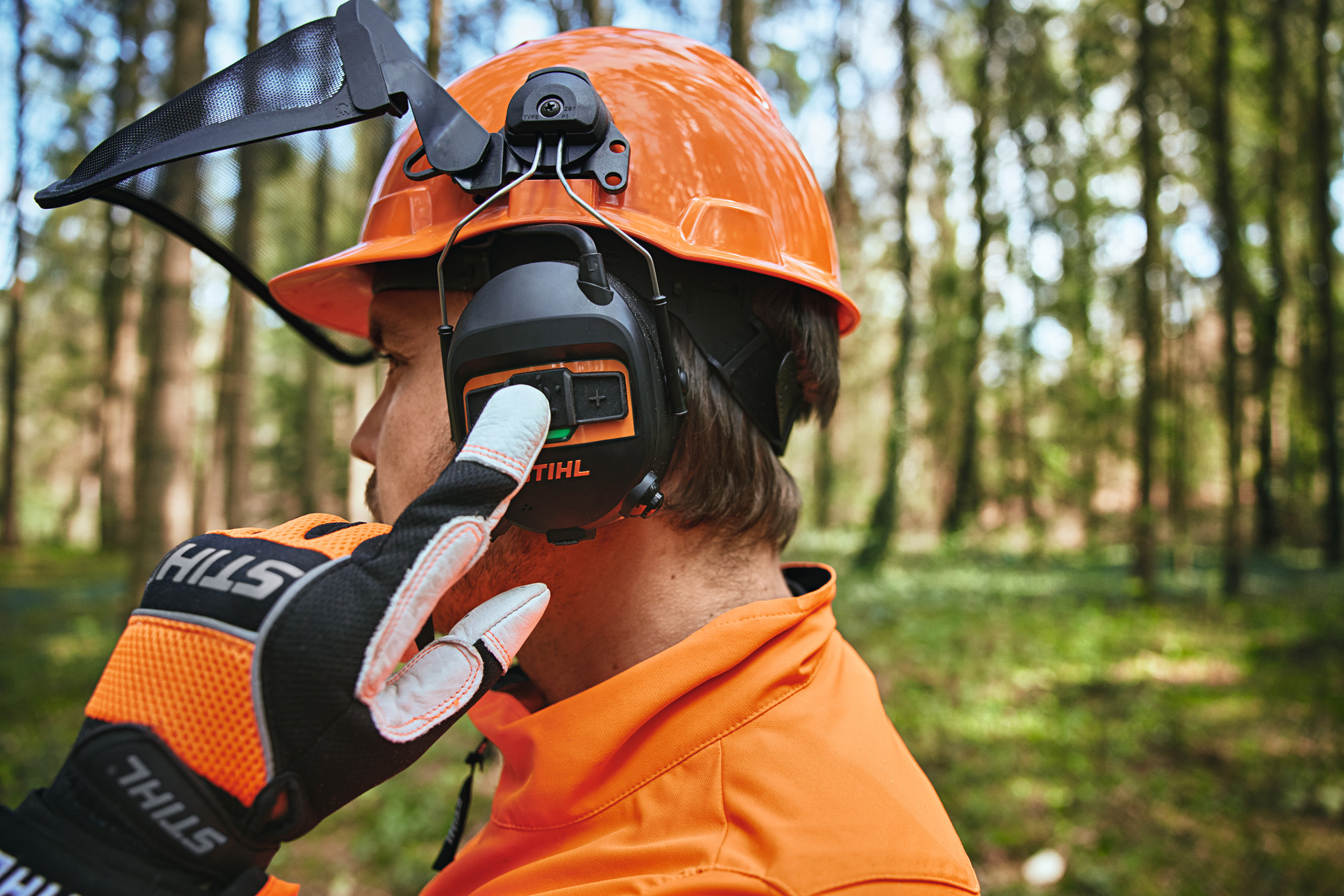 Hjelmsett ADVANCE X-Vent ProCOM